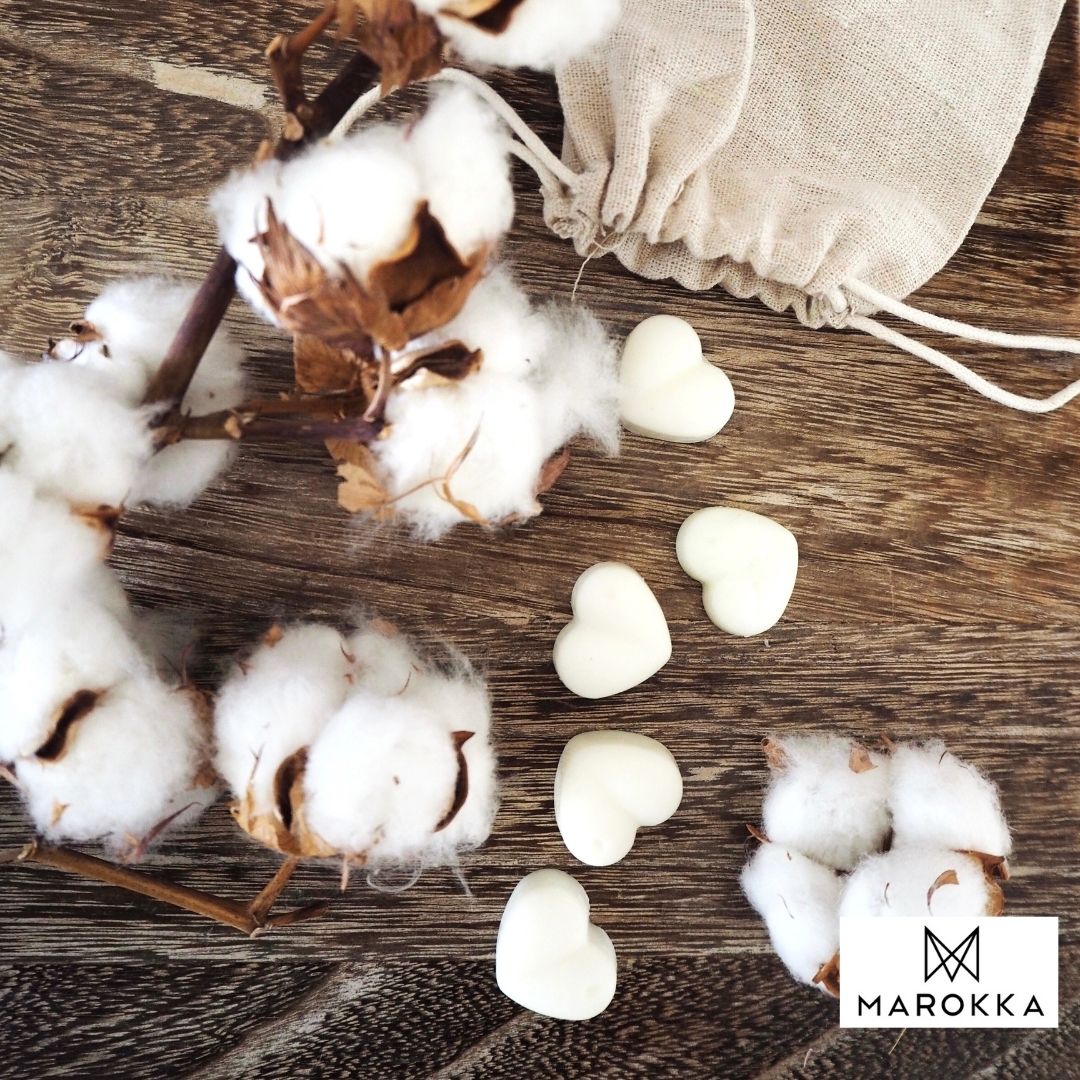 Natural Wax Scented heart melts X 5 in a Jute Bag